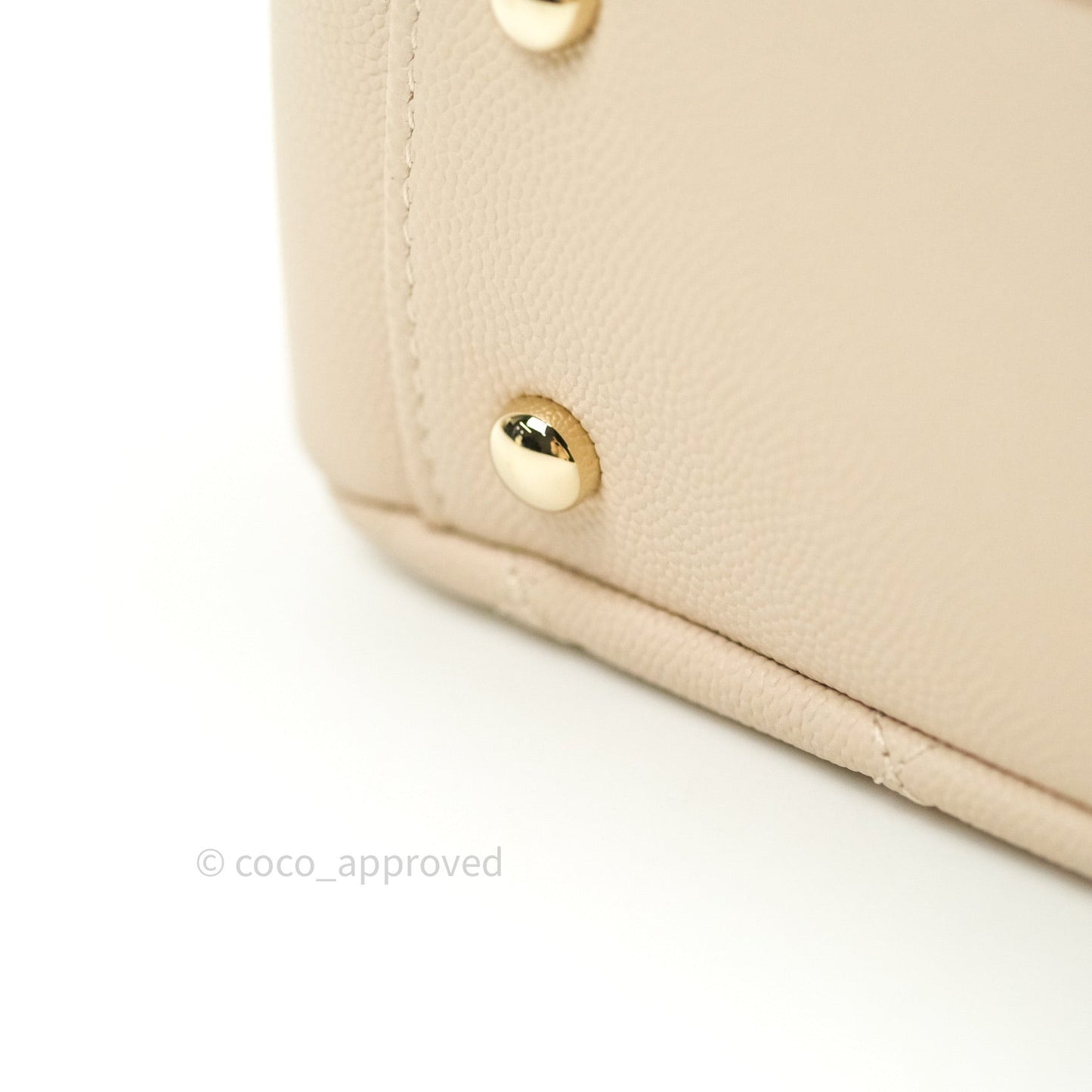 Chanel Quilted Medium Business Affinity Flap Beige Caviar Light Gold Hardware
