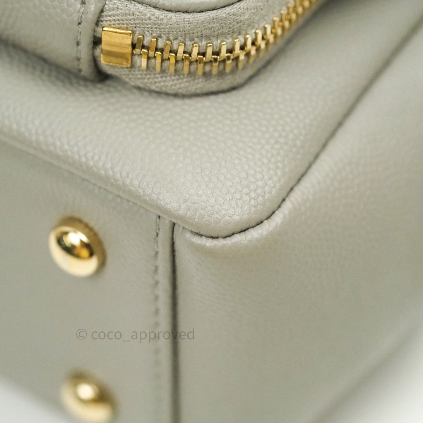 Chanel Quilted Small Business Affinity Flap Grey Caviar Light Gold Hardware