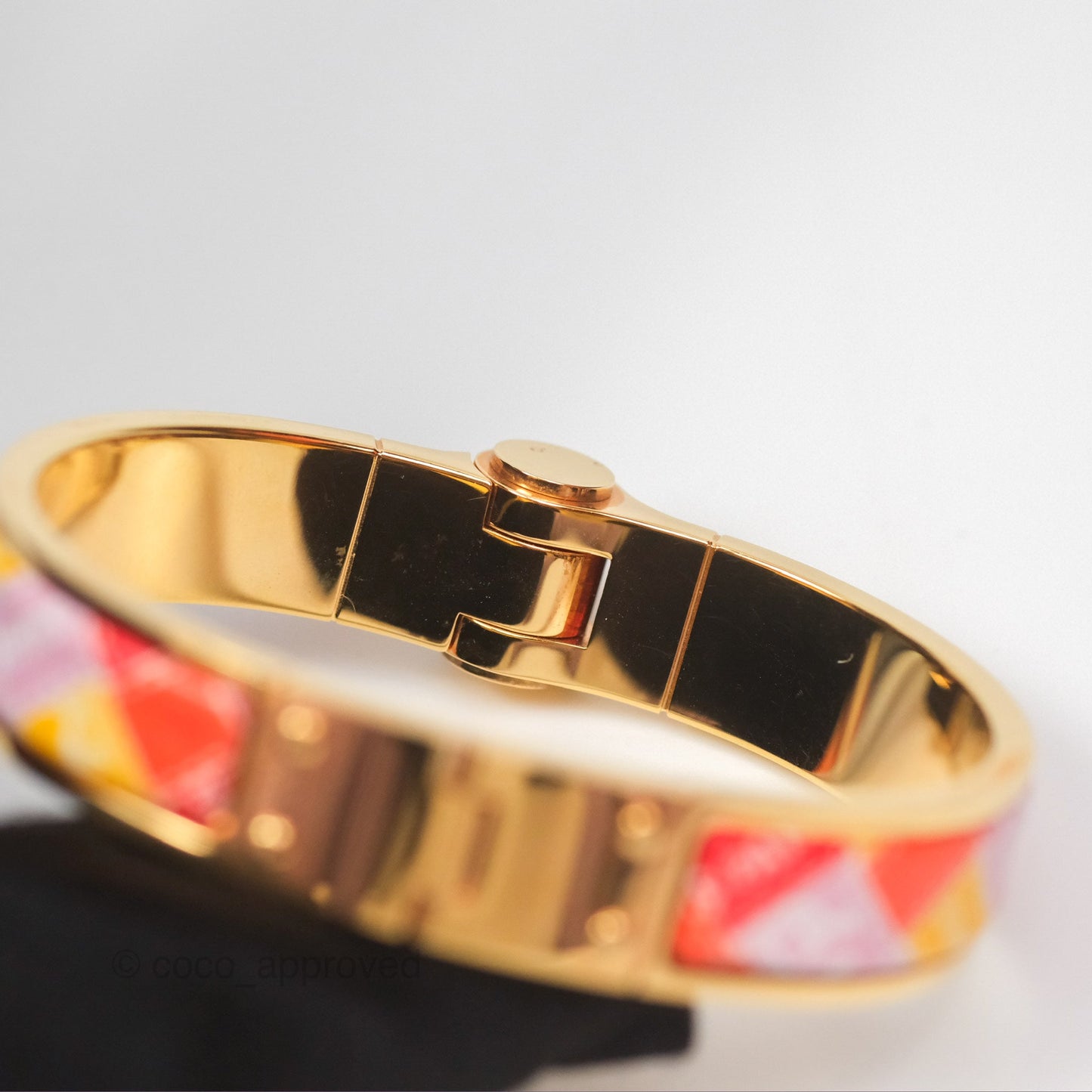 Hermès Clic H Enamel Printed Bracelet Rose Dragee Gold PM