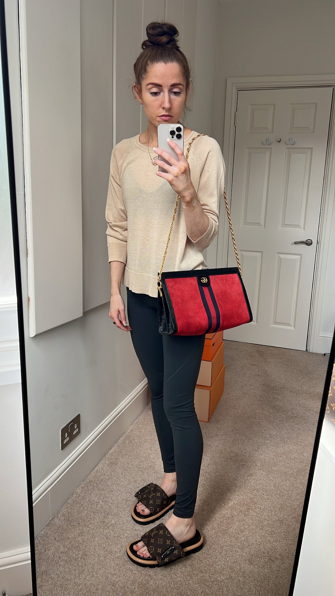 Luxury Gucci Red Suede and Black Leather Ophidia Shoulder Bag