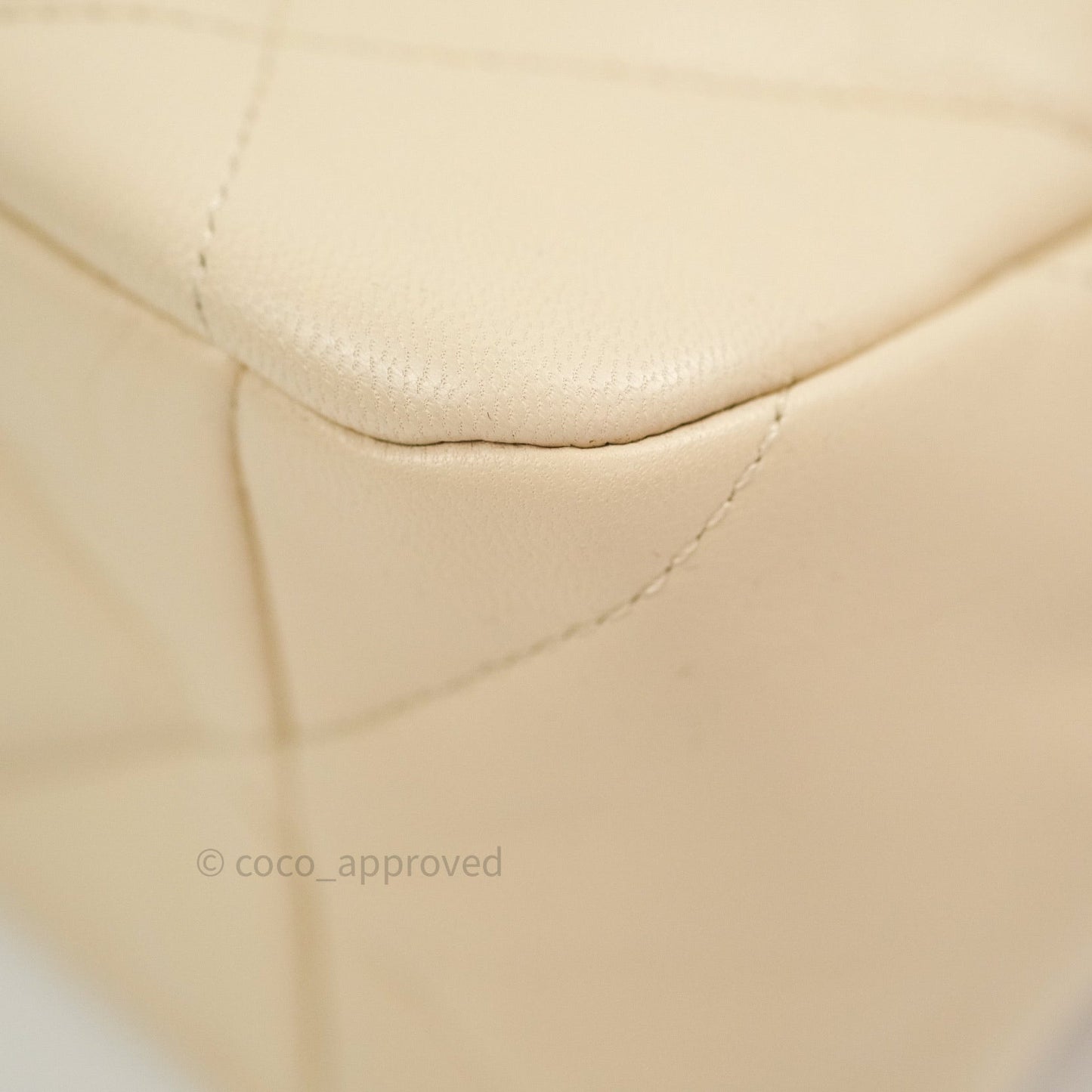 Chanel 19 Medium Beige Lambskin Mixed Hardware