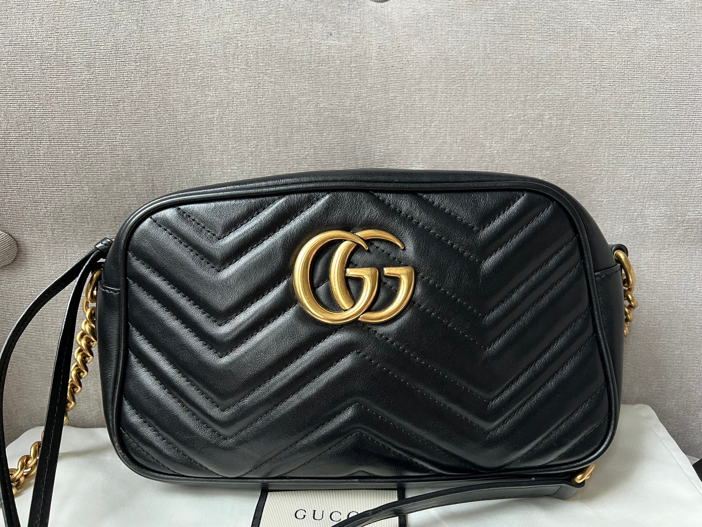 Luxury Gucci GG Black Marmont Small Shoulder Bag