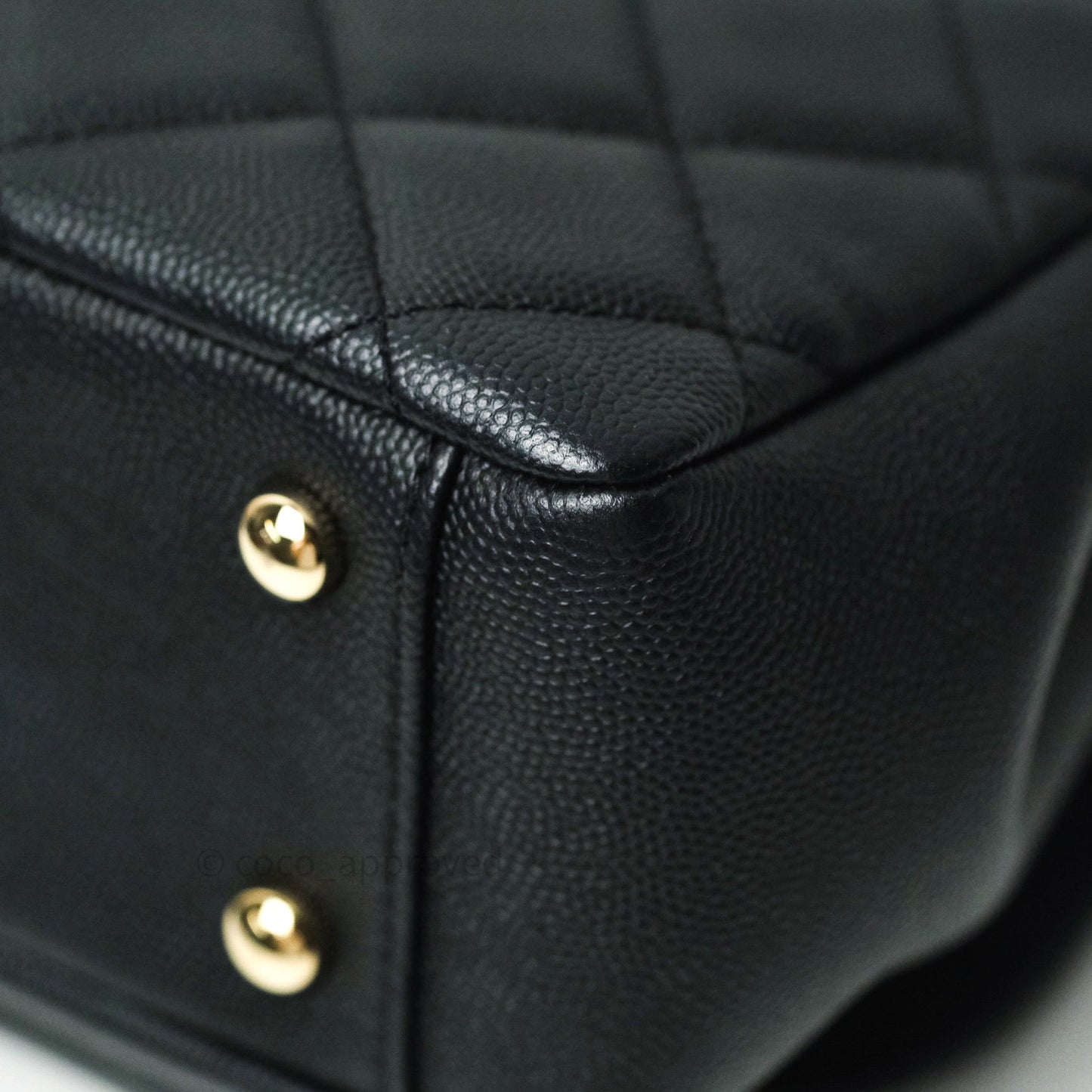 Chanel Quilted Medium Business Affinity Flap Black Caviar Light Gold Hardware