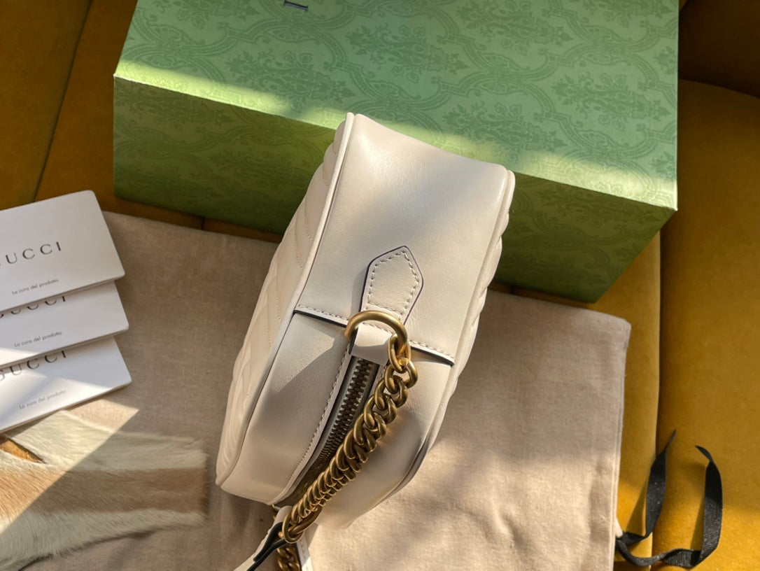 Luxury Gucci GG Marmont Small Matelasse Shoulder Bag