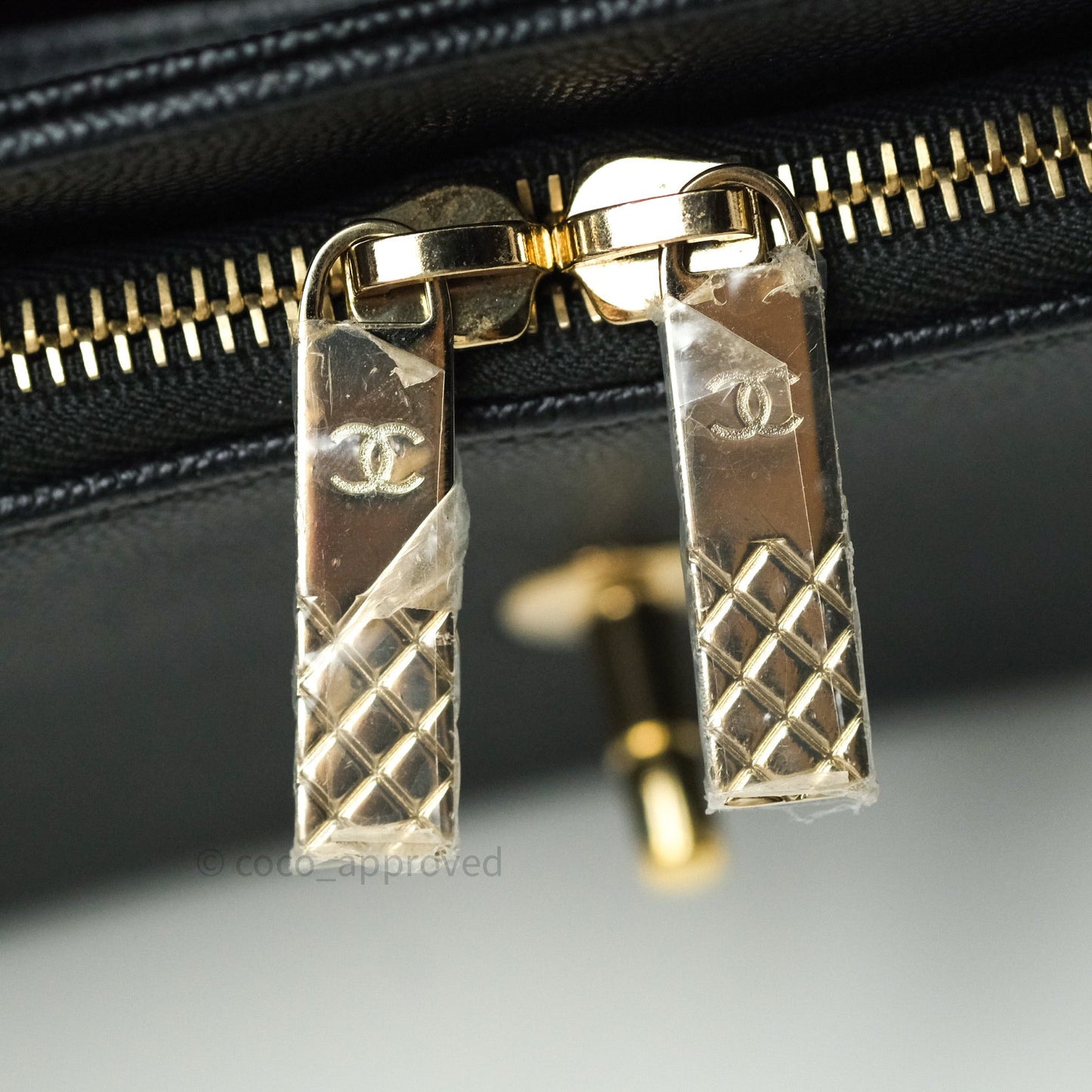 Chanel Quilted Medium Business Affinity Flap Black Caviar Light Gold Hardware