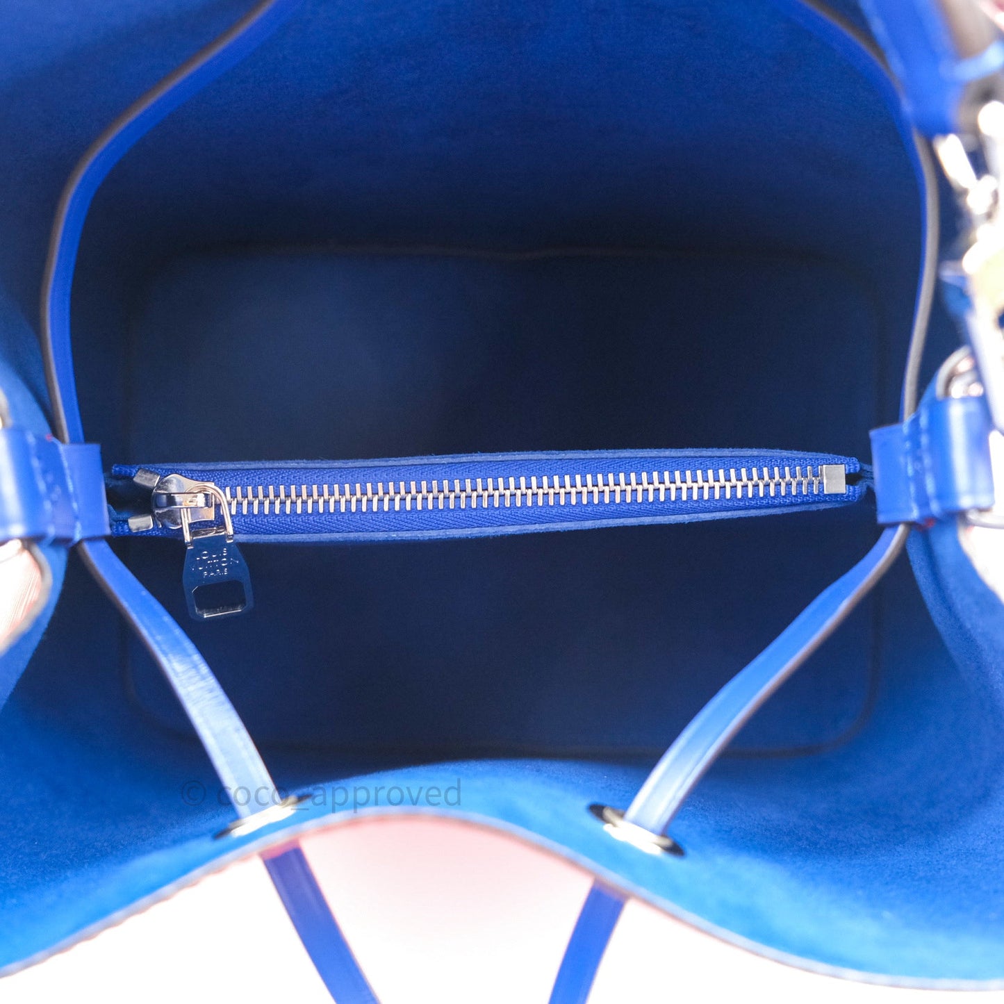 Louis Vuitton Neonoe Coquelicot Epi Leather⁣