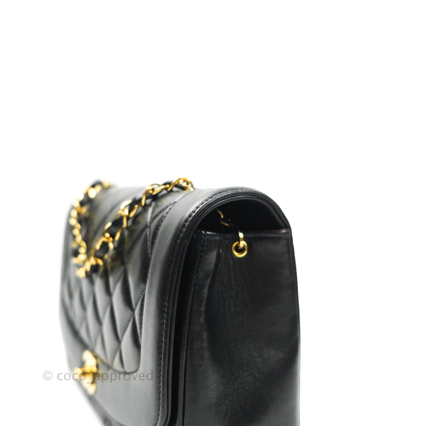 Chanel Black Quilted Lambskin Medium Vintage Classic Diana Flap Bag