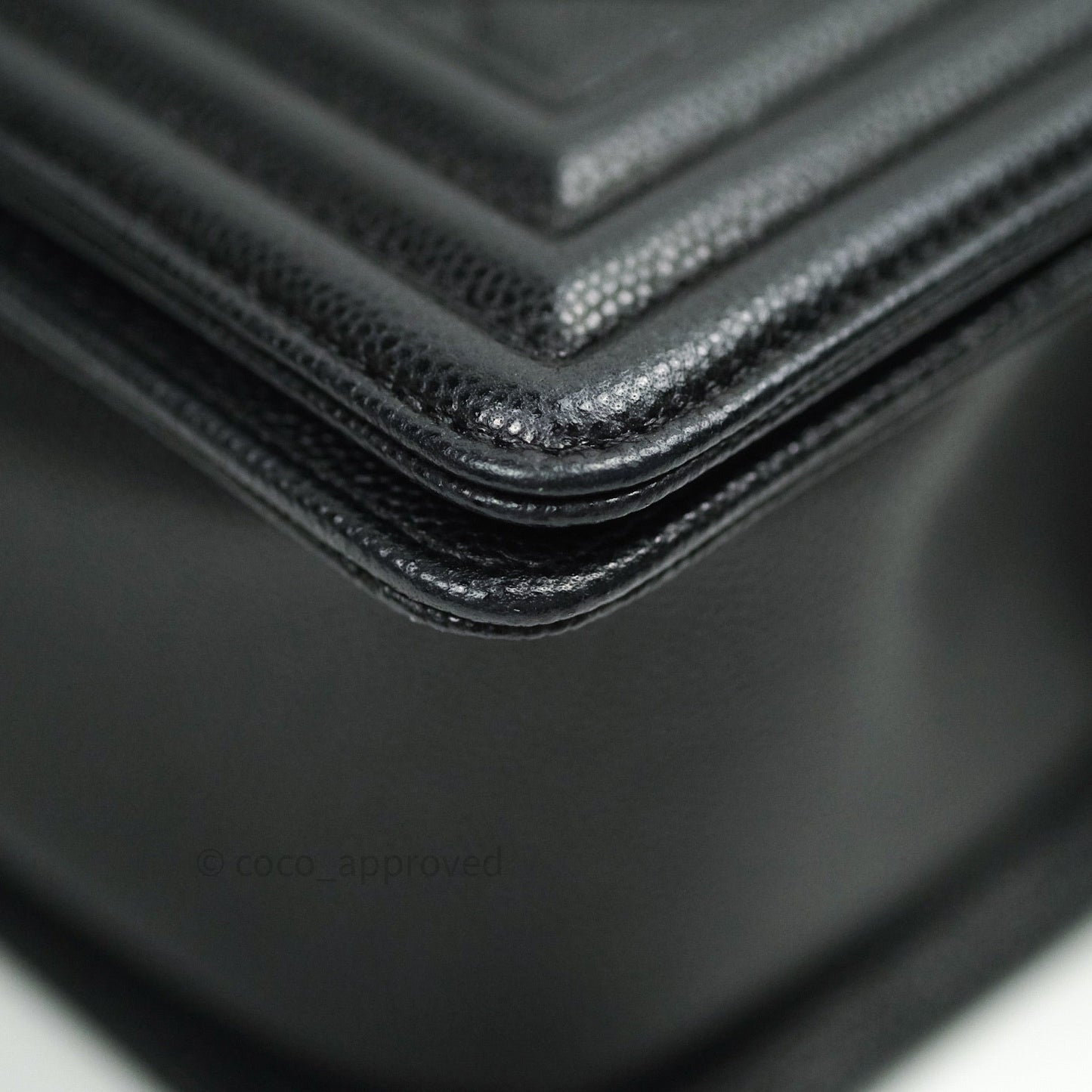 Chanel Quilted Medium Boy Flap Black Caviar Gold Hardware