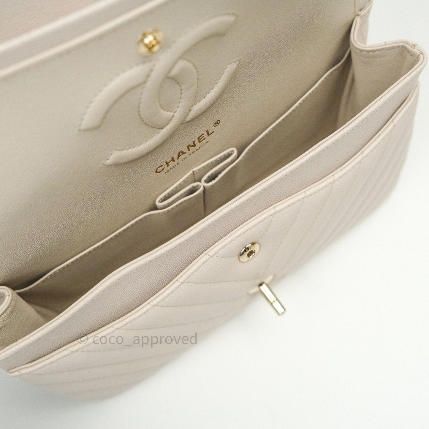 Chanel Classic M/L Medium Double Flap Chevron Ivory Caviar Gold Hardware