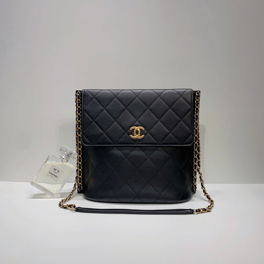 No.3907-Chanel Large Chain Sides Hobo Bag
