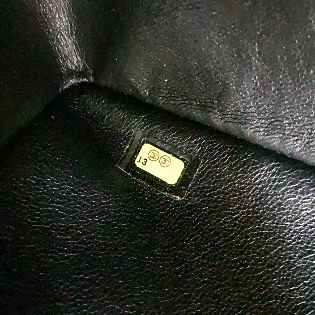 Chanel Classic Maxi Single Flap Quilted Black Caviar Gold Hardware
