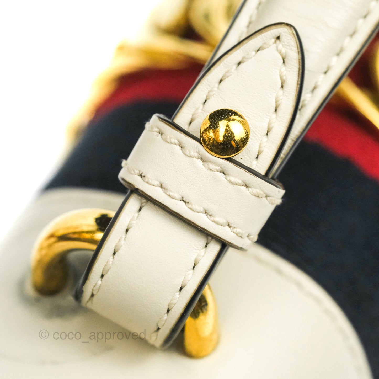 Gucci Mini Sylvie Top Handle White Calfskin Shoulder Bag⁣ ⁣⁣⁣⁣⁣⁣⁣⁣⁣⁣⁣⁣⁣⁣⁣⁣With Strap