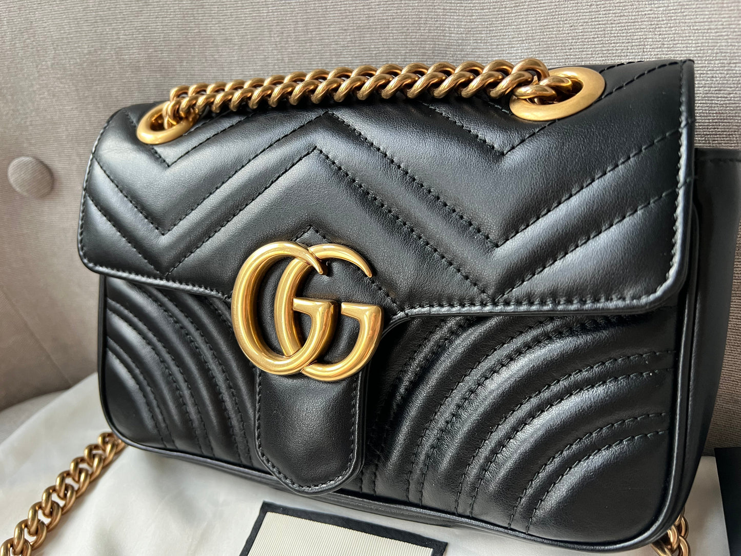 Luxury Gucci GG Black Marmont Mini Shoulder Bag