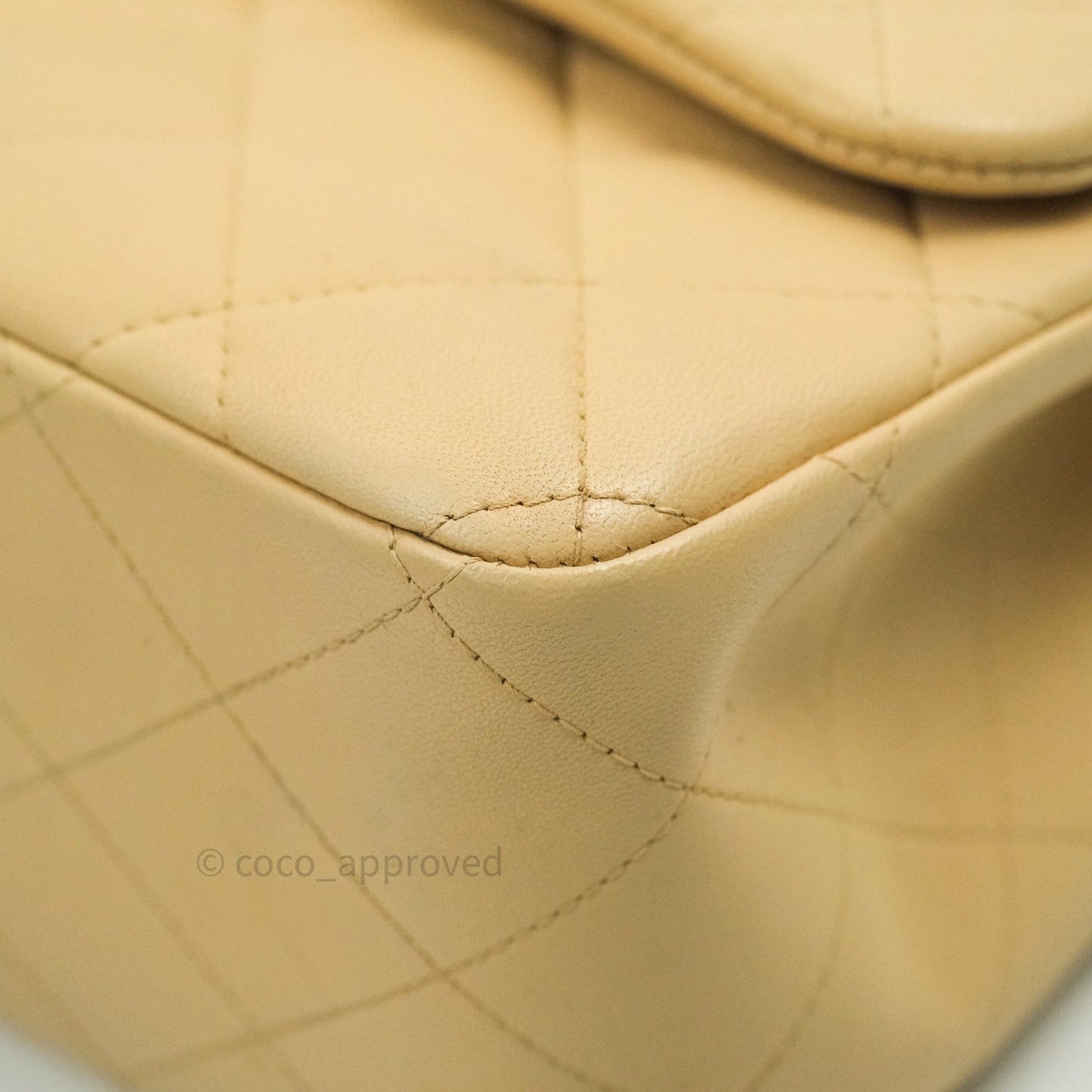 Chanel Classic Jumbo Double Flap Beige Lambskin Gold Hardware⁣⁣