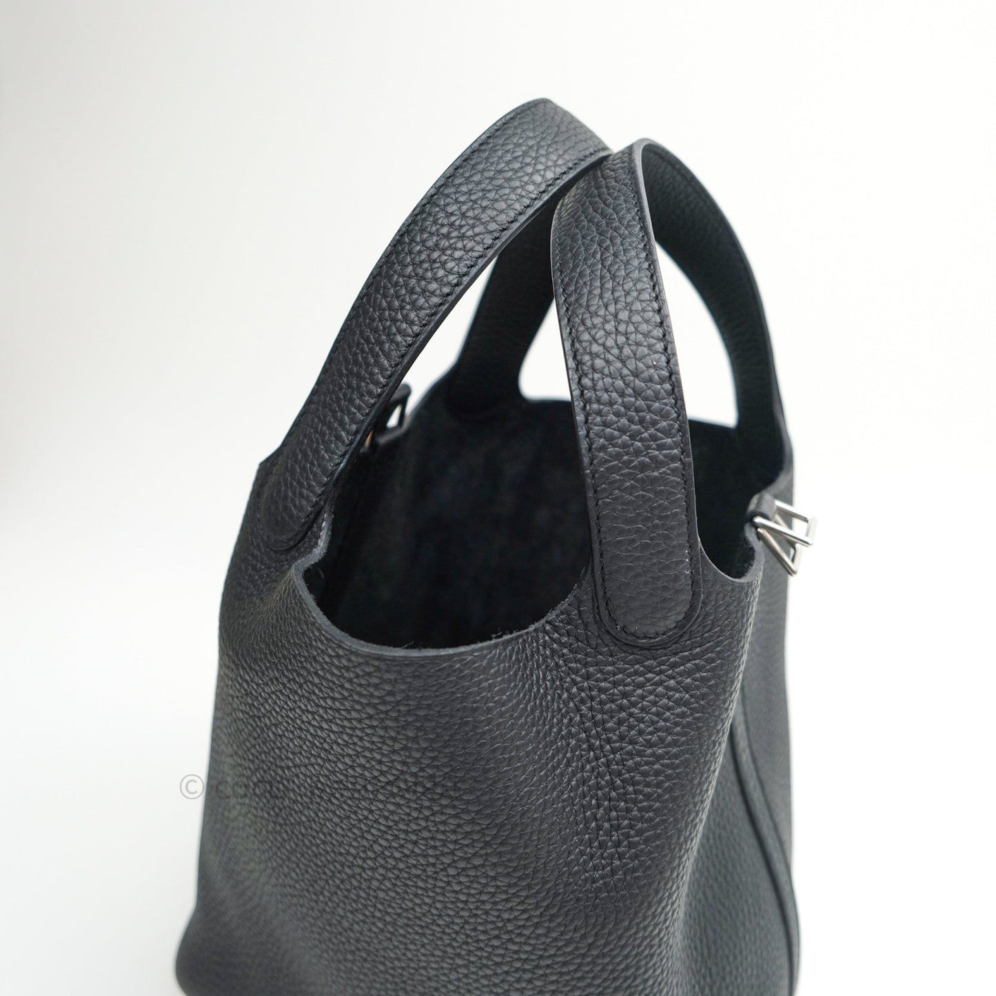 Hermès Taurillon Clemence Picotin Lock 18 PM Black Palladium Hardware