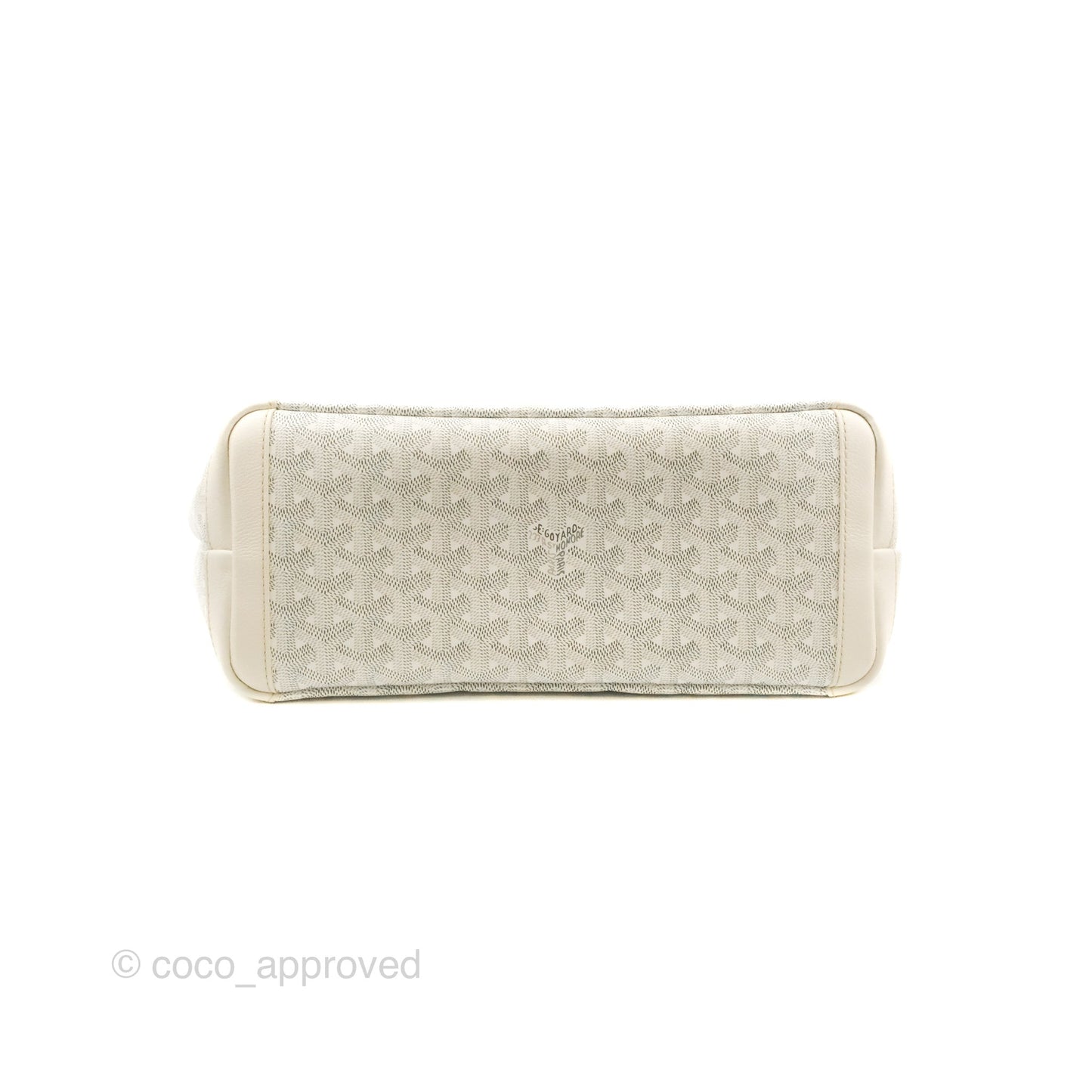 Goyard Artois Goyardine Canvas PM⁣⁣⁣⁣⁣⁣⁣⁣⁣⁣⁣⁣⁣⁣⁣⁣⁣⁣⁣⁣ White