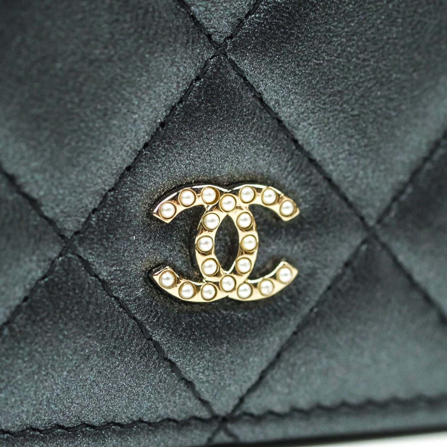 Chanel Quilted Black Iridescent Lambskin Pearl Wallet On Chain WOC