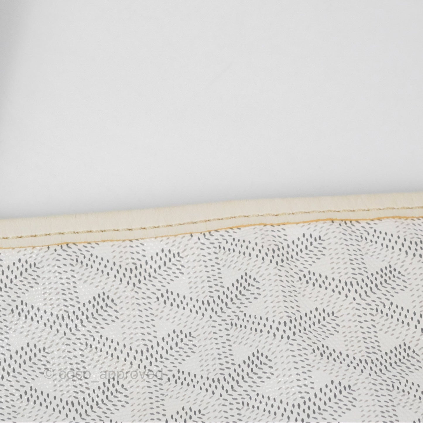 Goyard St Louis Tote PM ⁣⁣⁣⁣⁣⁣⁣⁣⁣⁣⁣⁣⁣⁣⁣⁣⁣⁣⁣⁣White Goyardine Canvas