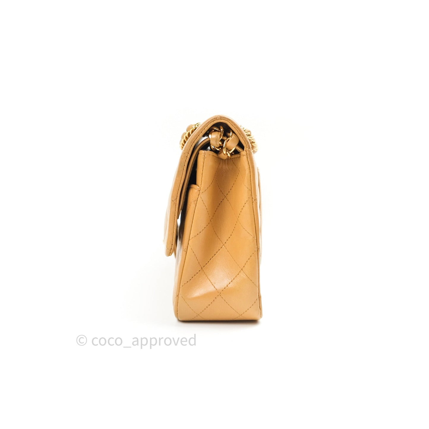 Chanel Vintage Classic M/L Beige Lambskin 24K Gold Hardware
