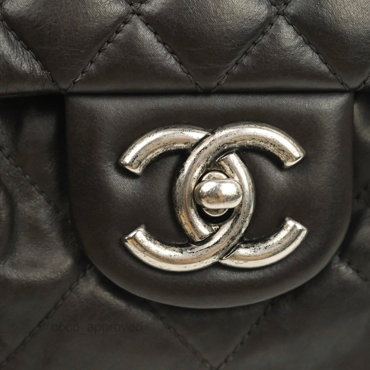 Chanel Chic Quilted Flap Bag Iridescent Dark Brown Calfskin Ruthenium Hardware