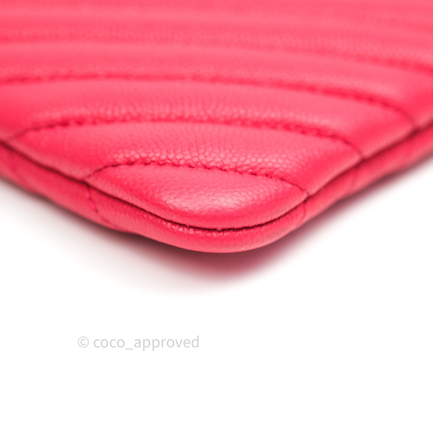 Chanel Chevron Quilted Large Cosmetic Case Red Caviar Gold Hardware