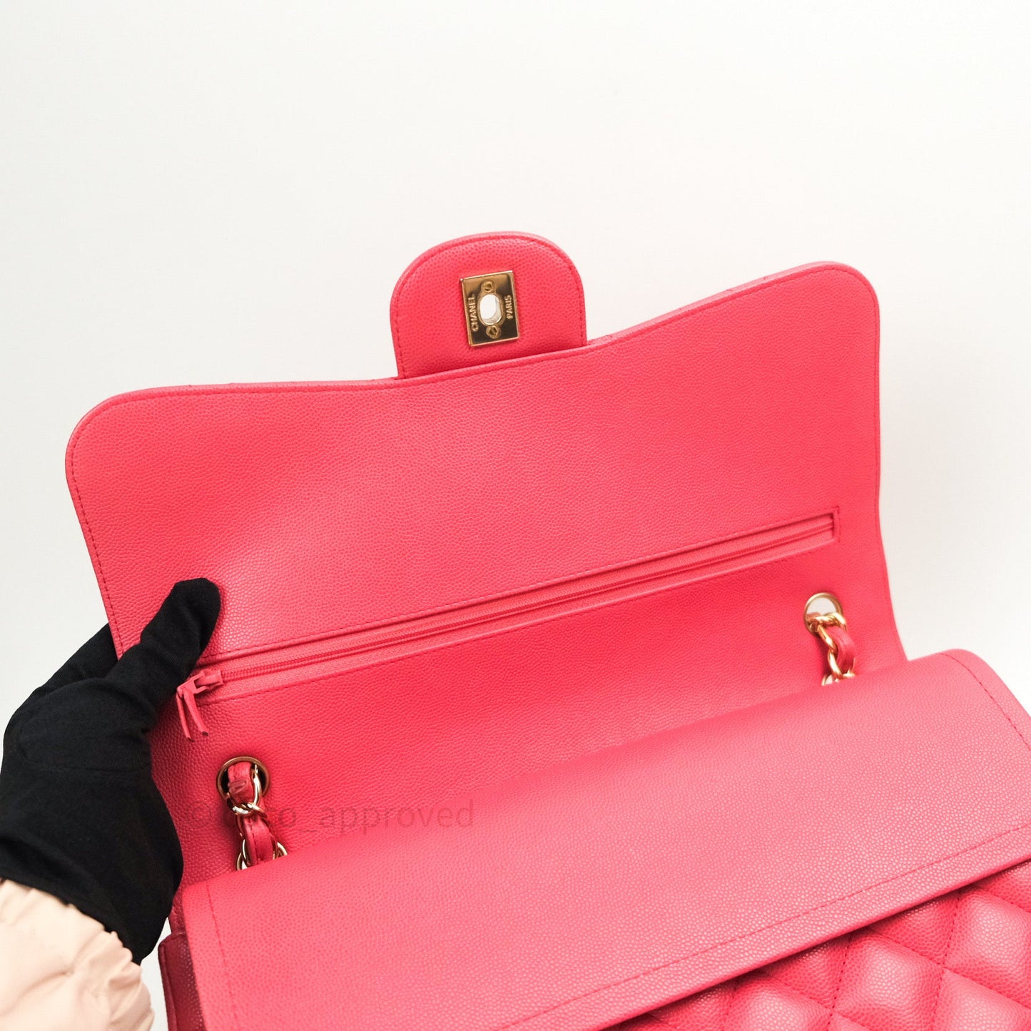 Chanel Classic Jumbo Double Flap Pink Caviar Gold Hardware⁣⁣ 17C