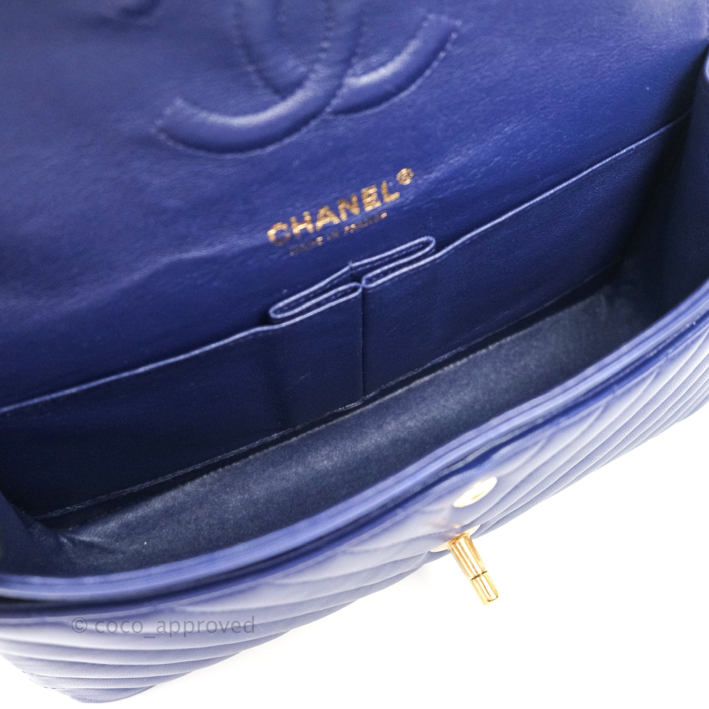 Chanel Classic Chevron M/L Medium Flap Blue Lambskin Gold Hardware