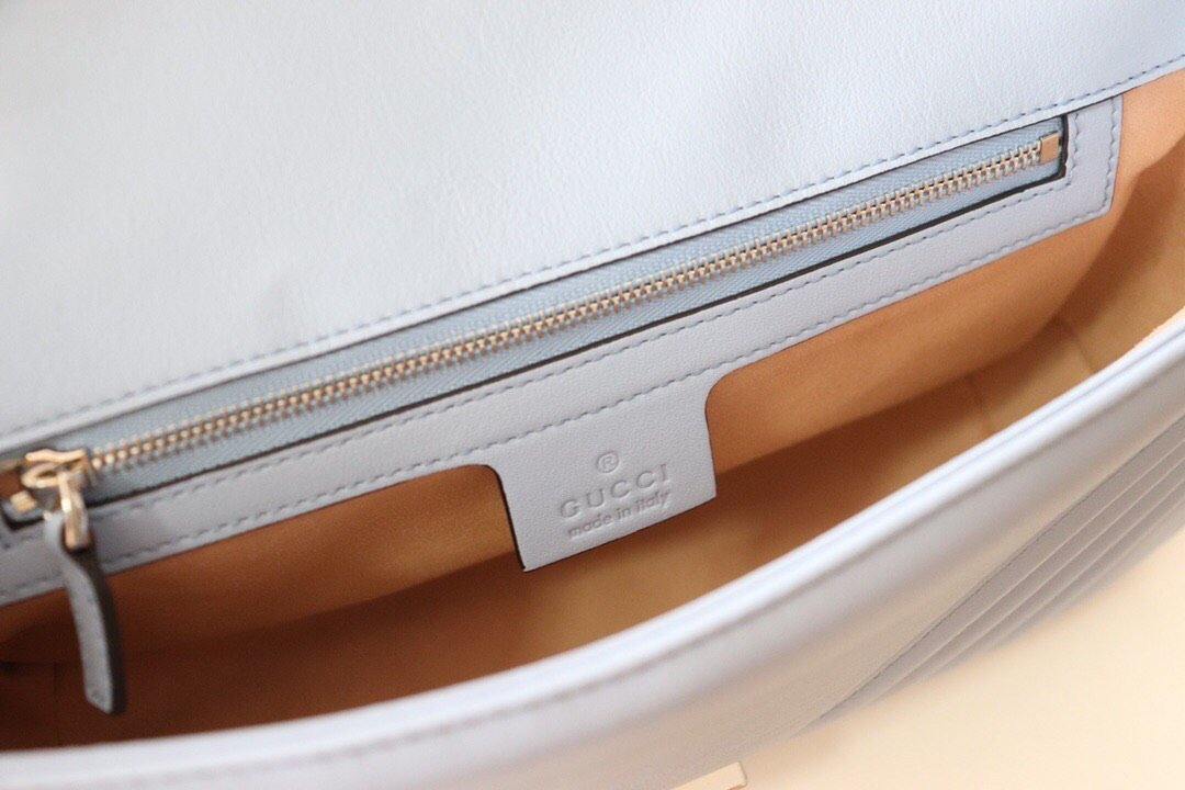 Luxury Gucci GG Marmont Shoulder Bag