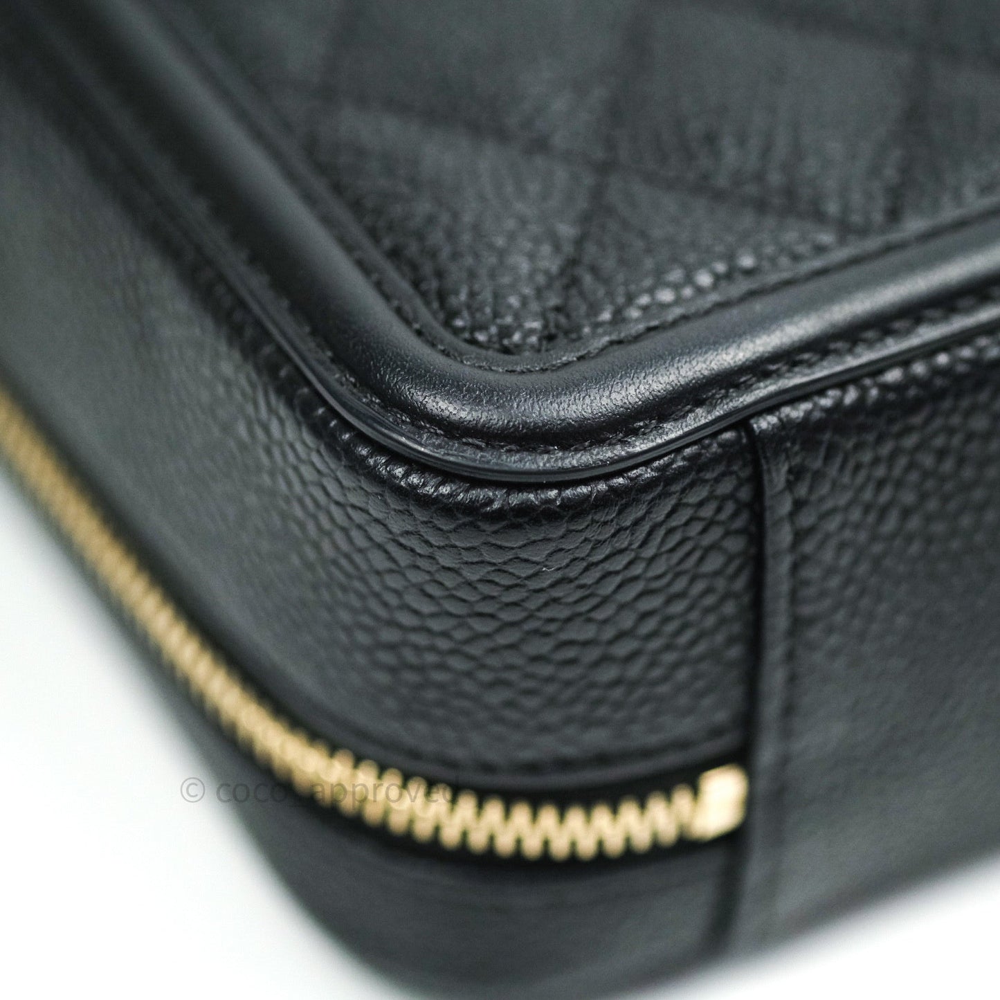 Chanel Quilted CC Filigree Vanity Clutch With Chain Black Caviar