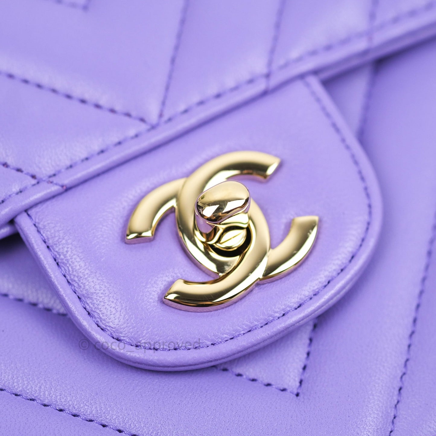 Chanel Classic Small S/M Flap Purple Lambskin Light Gold Hardware