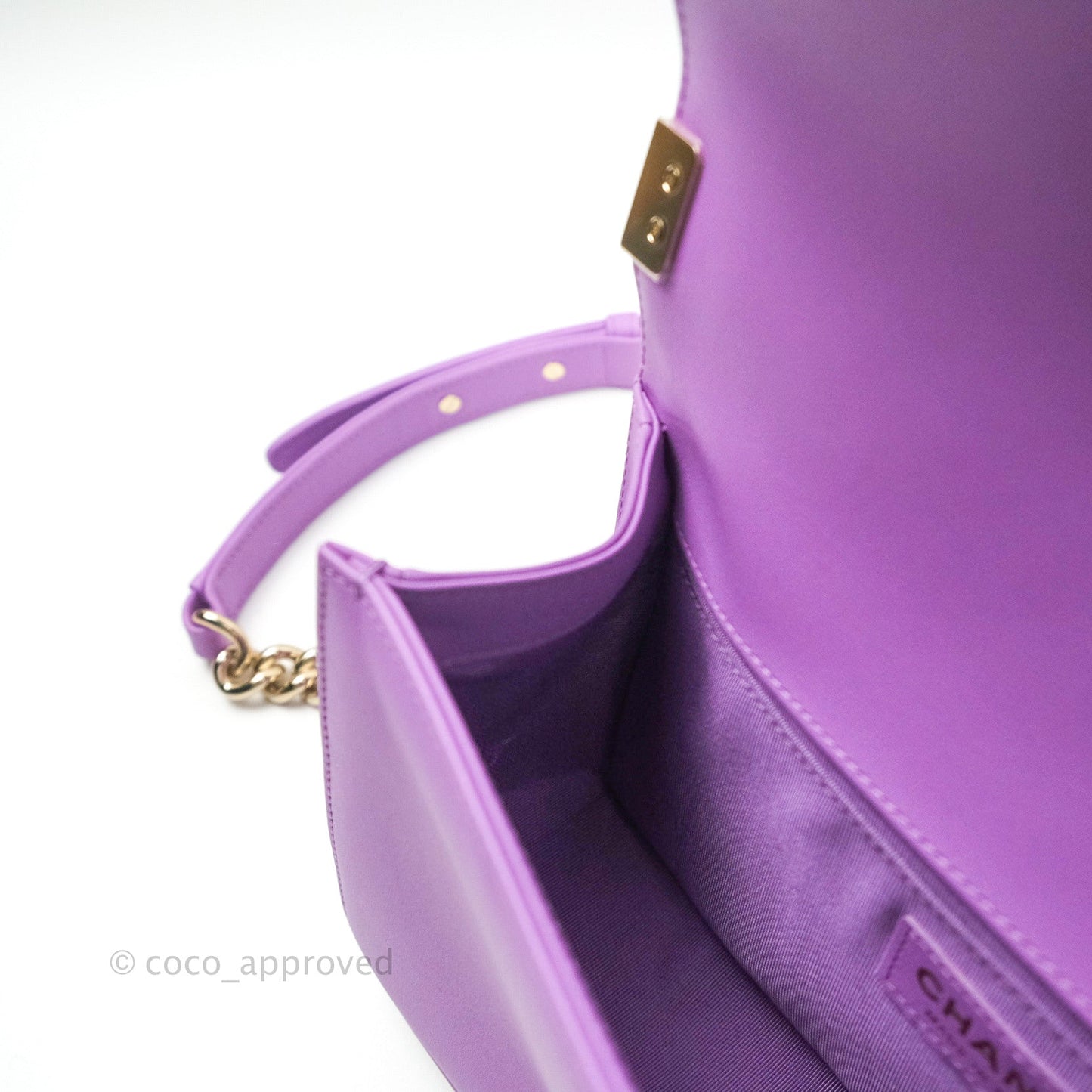 Chanel Boy Chevron Medium Purple Calfskin Gold Hardware