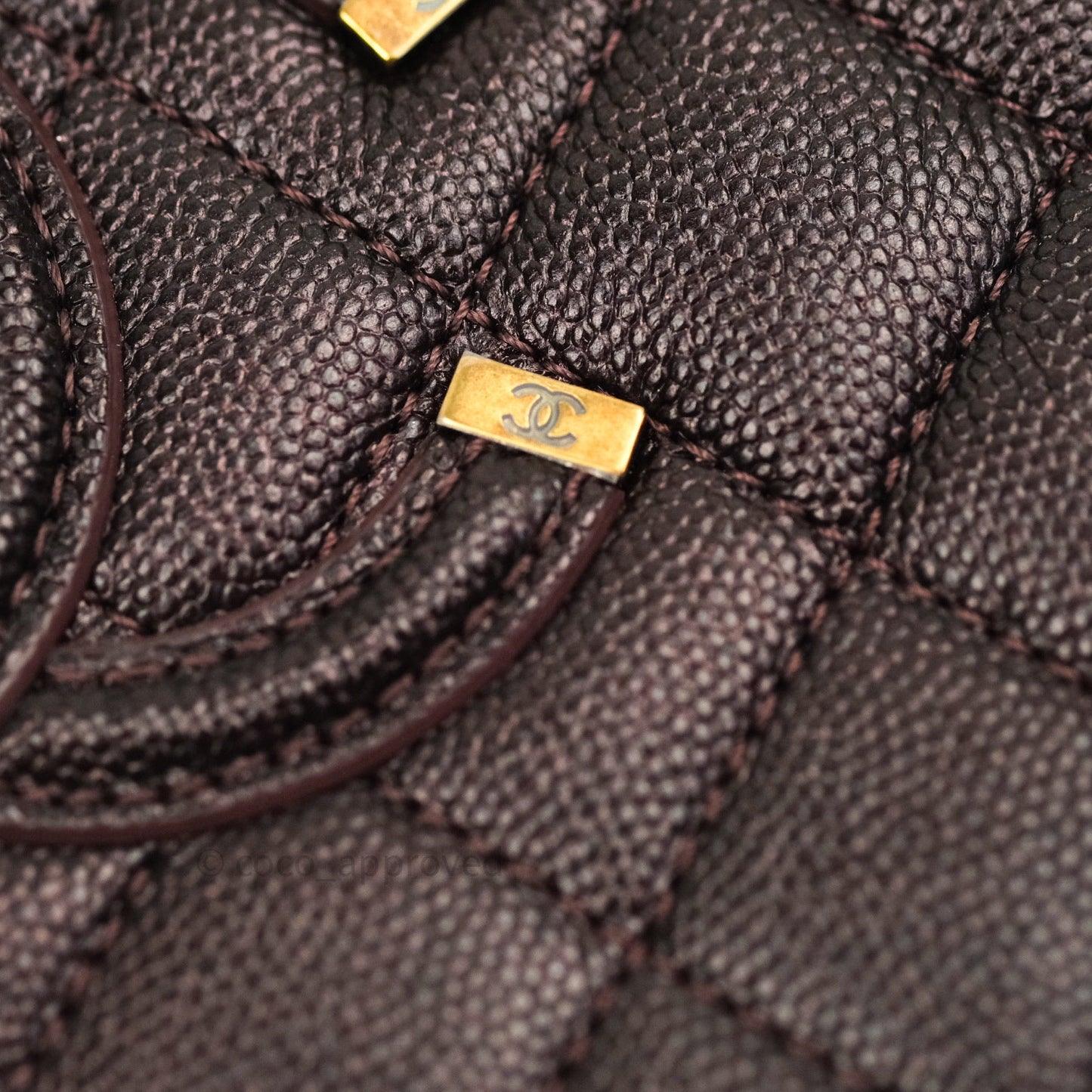 Chanel Quilted Medium CC Filigree Vanity Case Iridescent Burgundy Caviar Gold Hardware