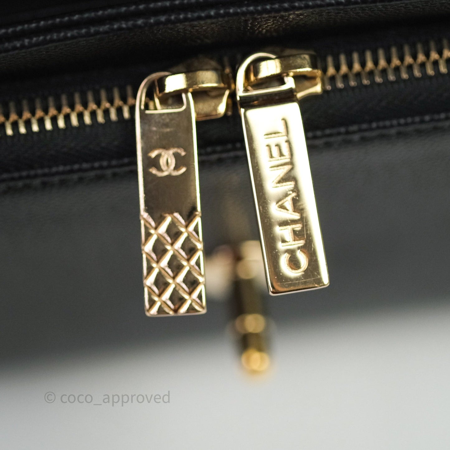 Chanel Quilted Medium Business Affinity Flap Black Caviar Light Gold Hardware