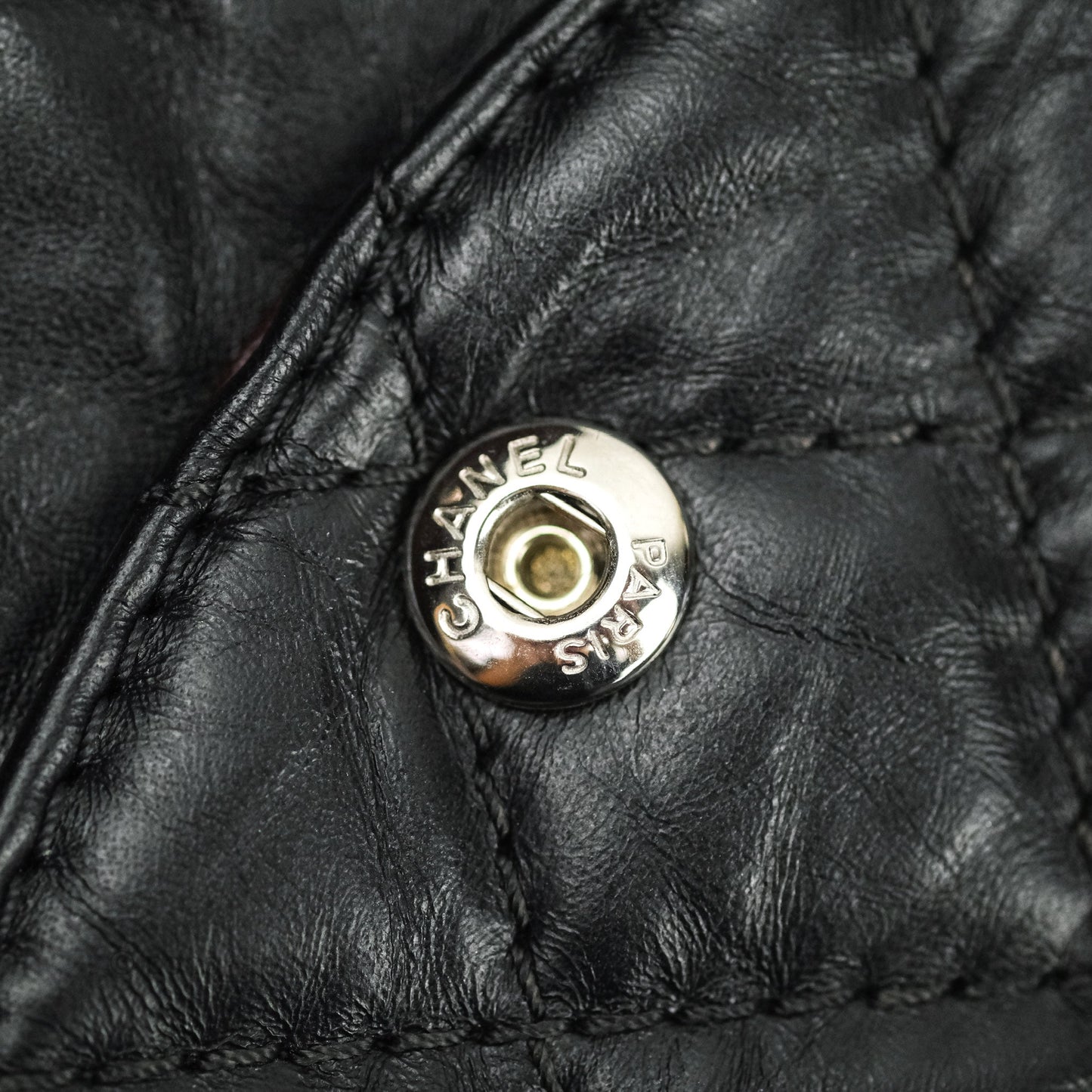Chanel Reissue Quilted Aged Calfskin Black Ruthenium Hardware 225