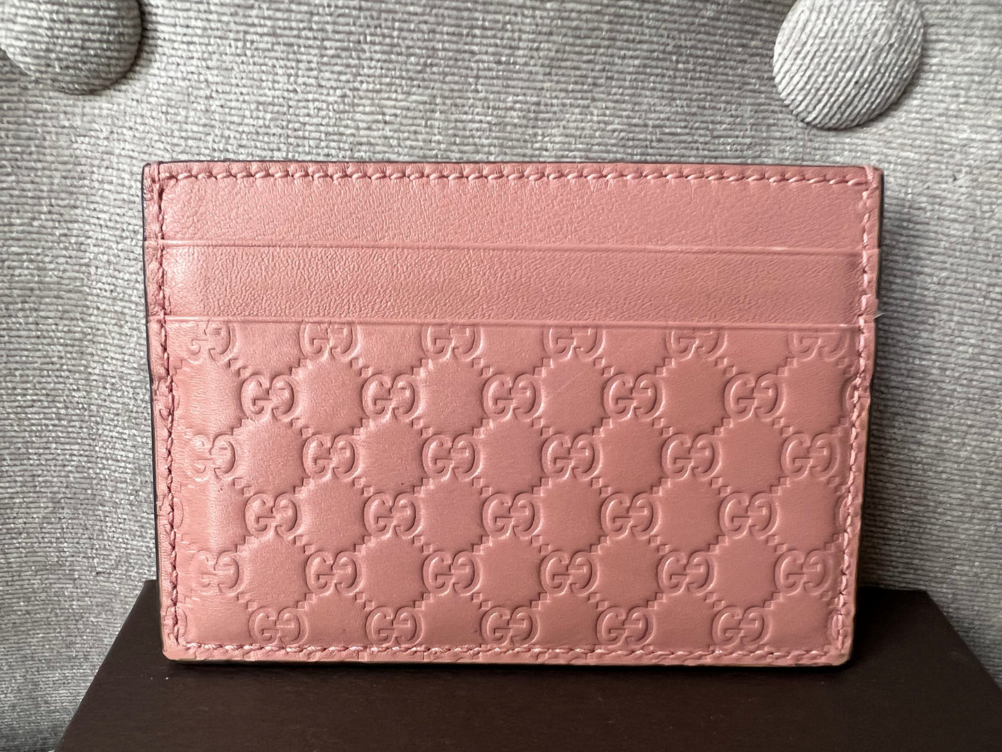 Luxury Gucci Pale Pink Guccissima Card Holder ( 225)