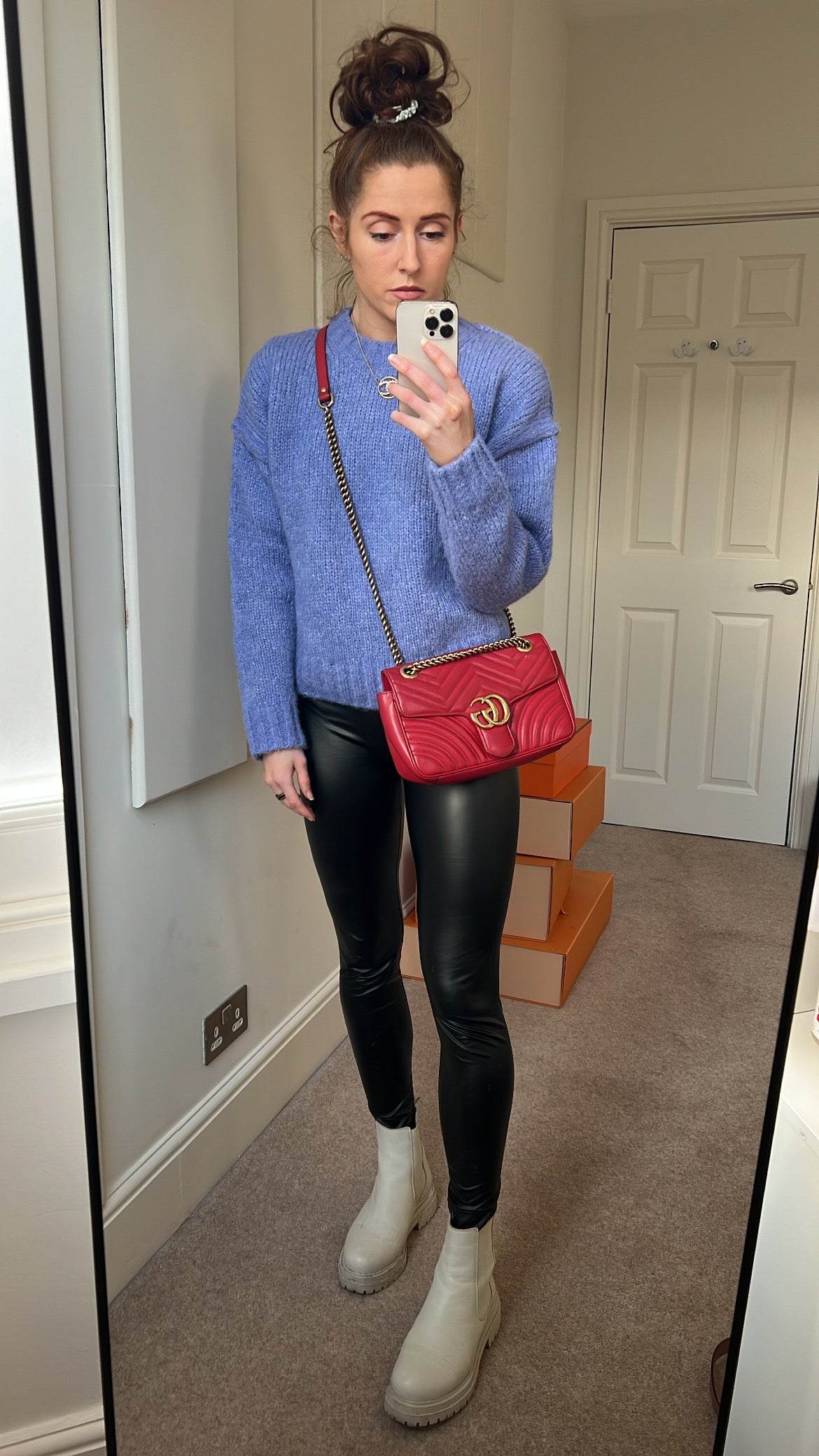 Luxury Gucci GG Hibiscus Red Marmont Small Shoulder Bag
