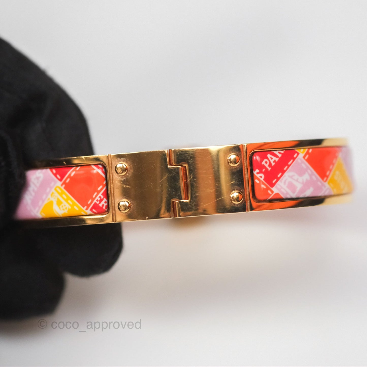 Hermès Clic H Enamel Printed Bracelet Rose Dragee Gold PM