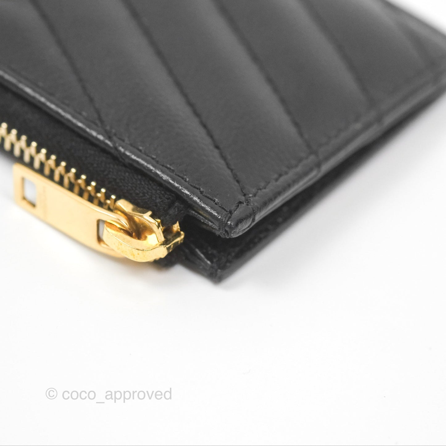 Saint Laurent Cassandre Matelasse Fragments Zipped Card Case Black Grain De Poudre
