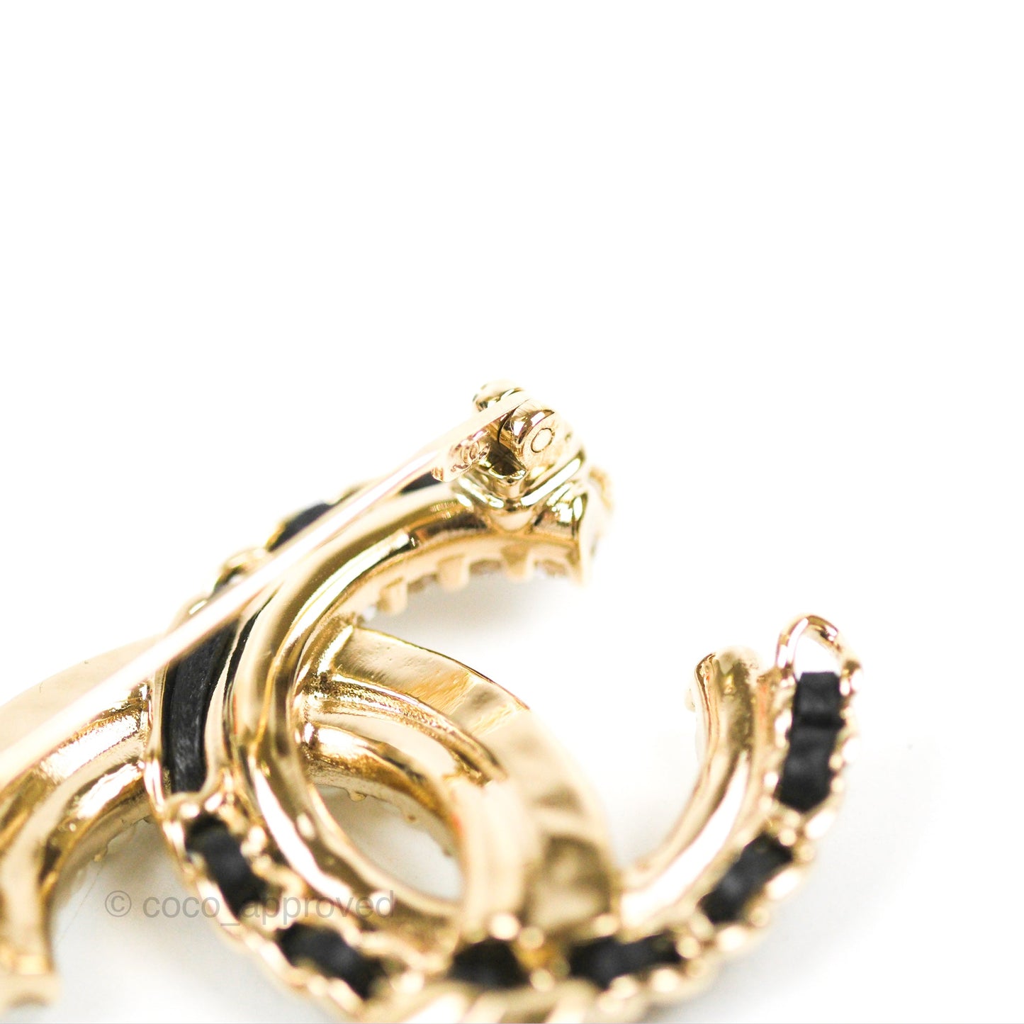 Chanel CC Logo Rhinestone Pearl Brooch Gold Tone 22B