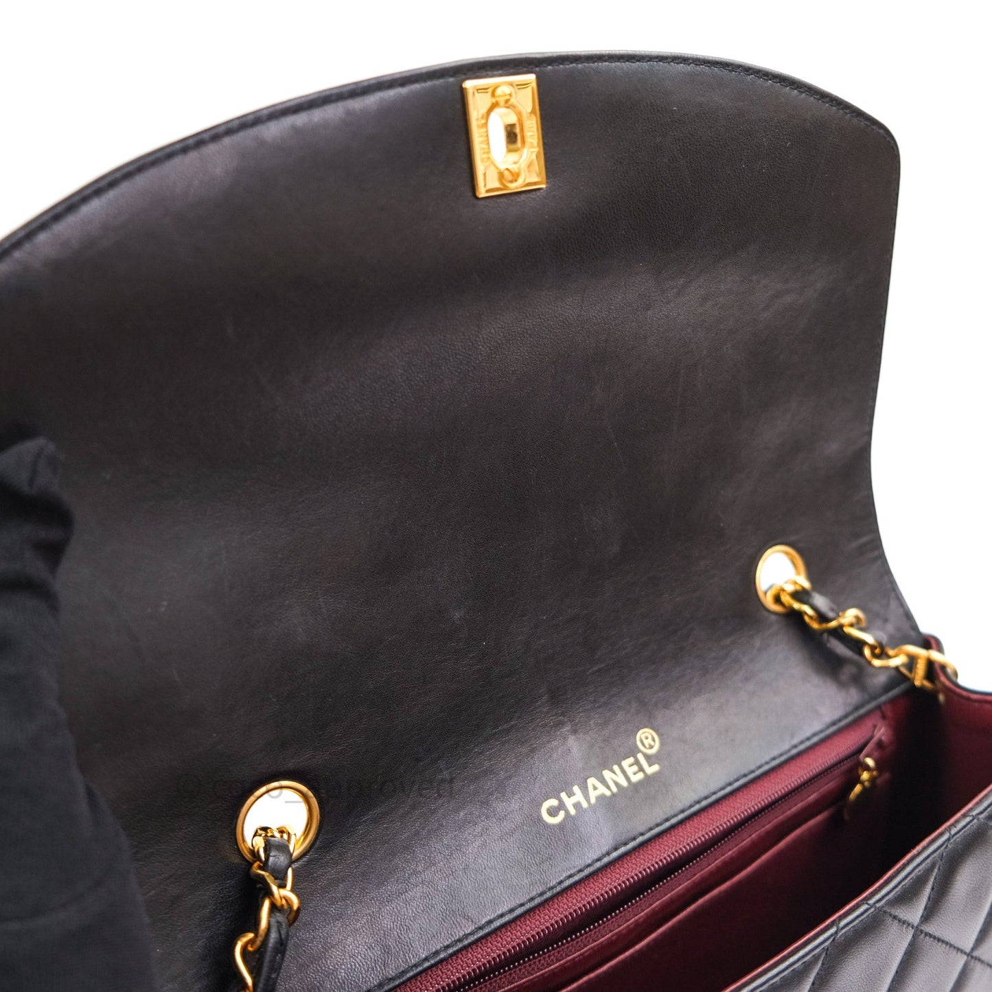 Chanel Black Quilted Lambskin Medium Vintage Classic Diana Flap Bag