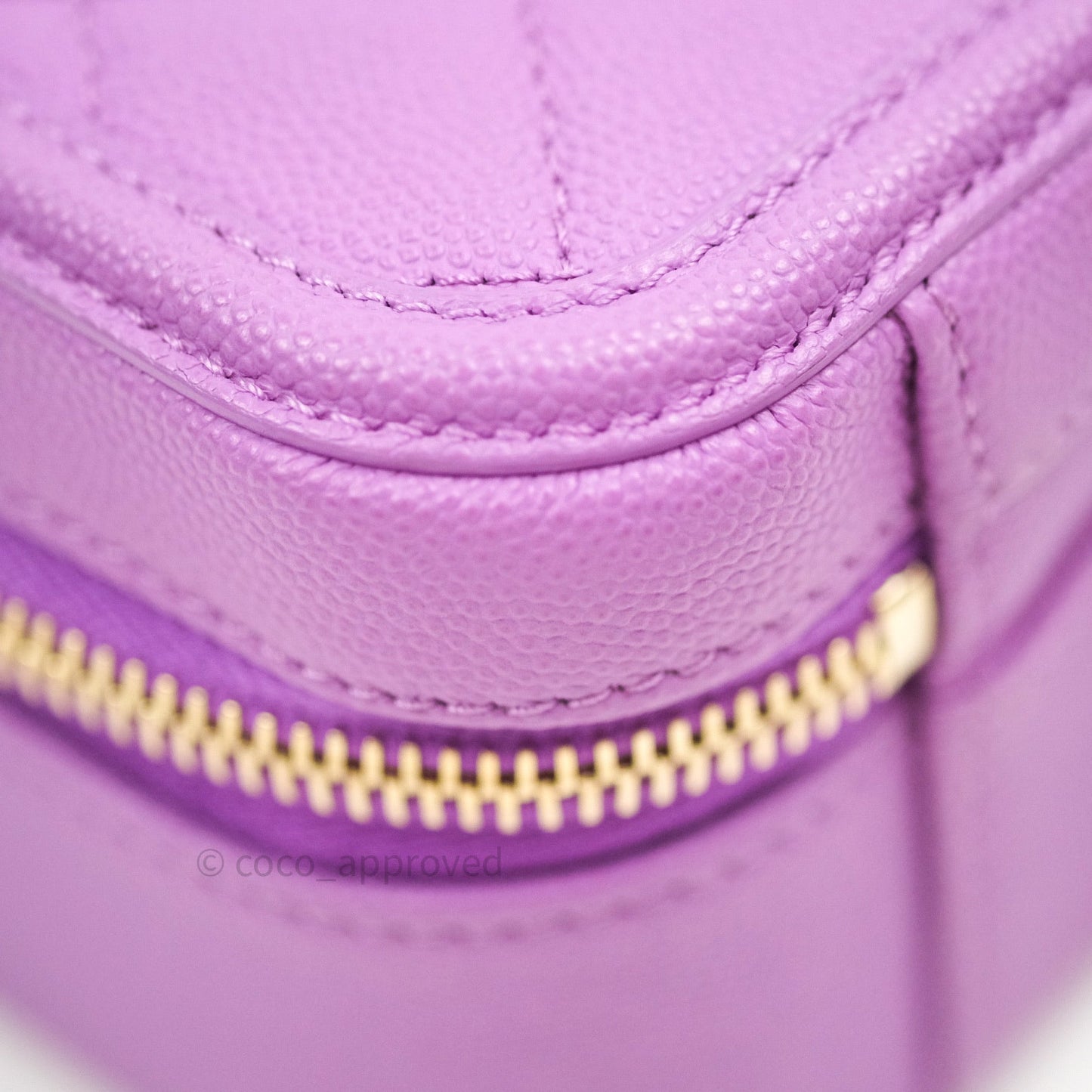 Chanel Quilted Medium CC Filigree Vanity Case Purple Caviar Gold Hardware