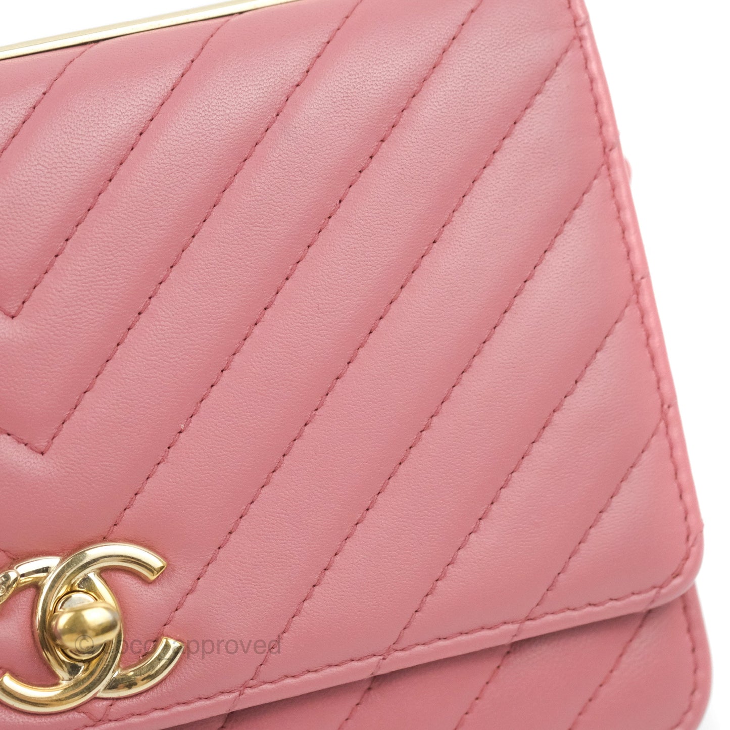 Chanel Trendy CC Chevron WOC Dark Pink Lambskin Gold Hardware