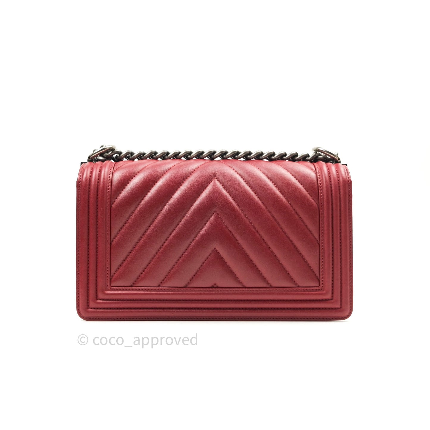 Chanel Boy Chevron Medium Red Calfskin Ruthenium Hardware
