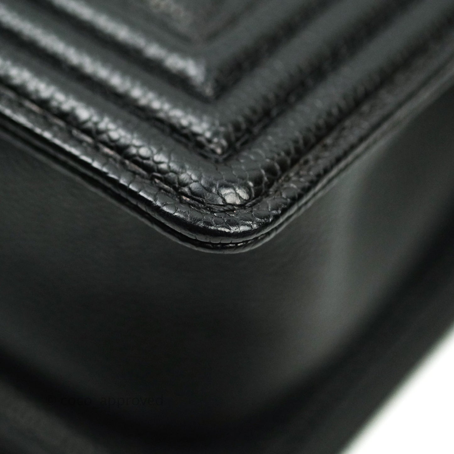 Chanel Boy Quilted Medium Black Caviar Ruthenium Hardware