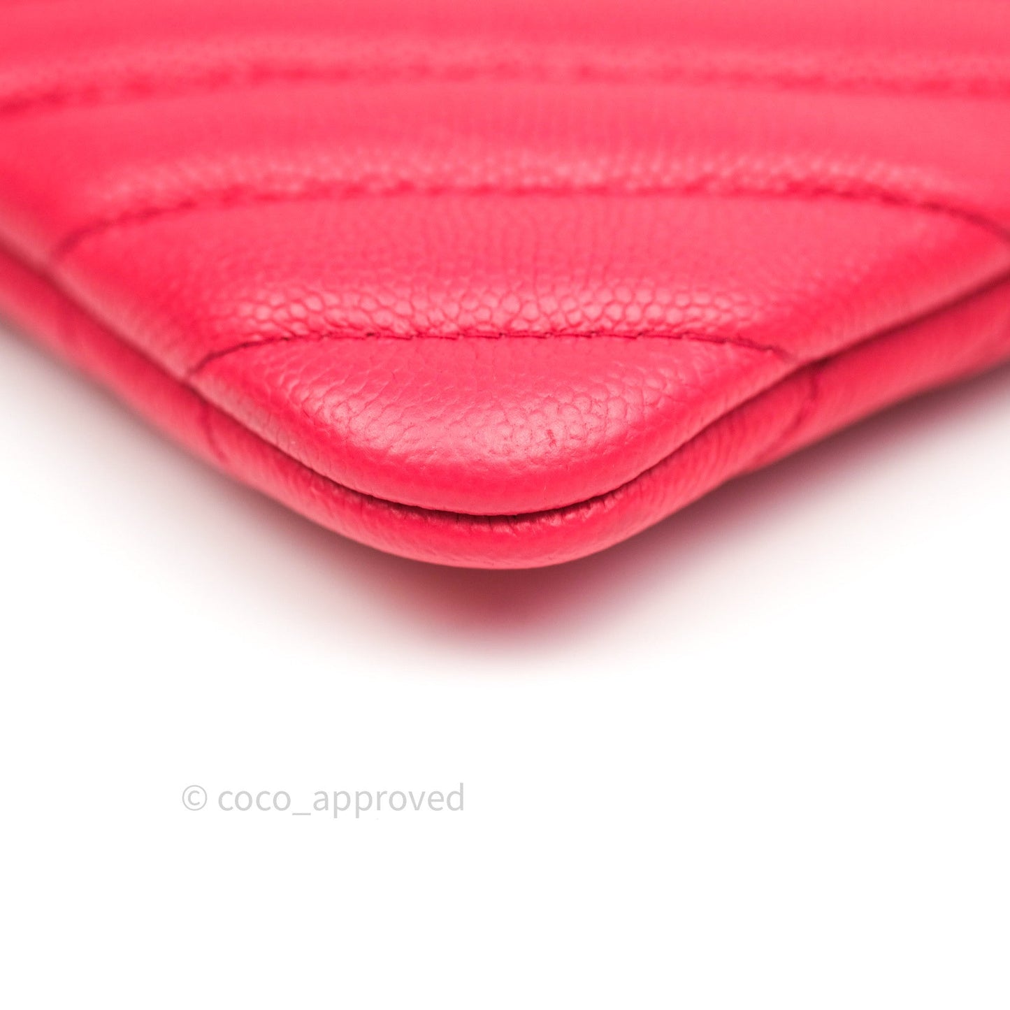 Chanel Chevron Quilted Large Cosmetic Case Red Caviar Gold Hardware