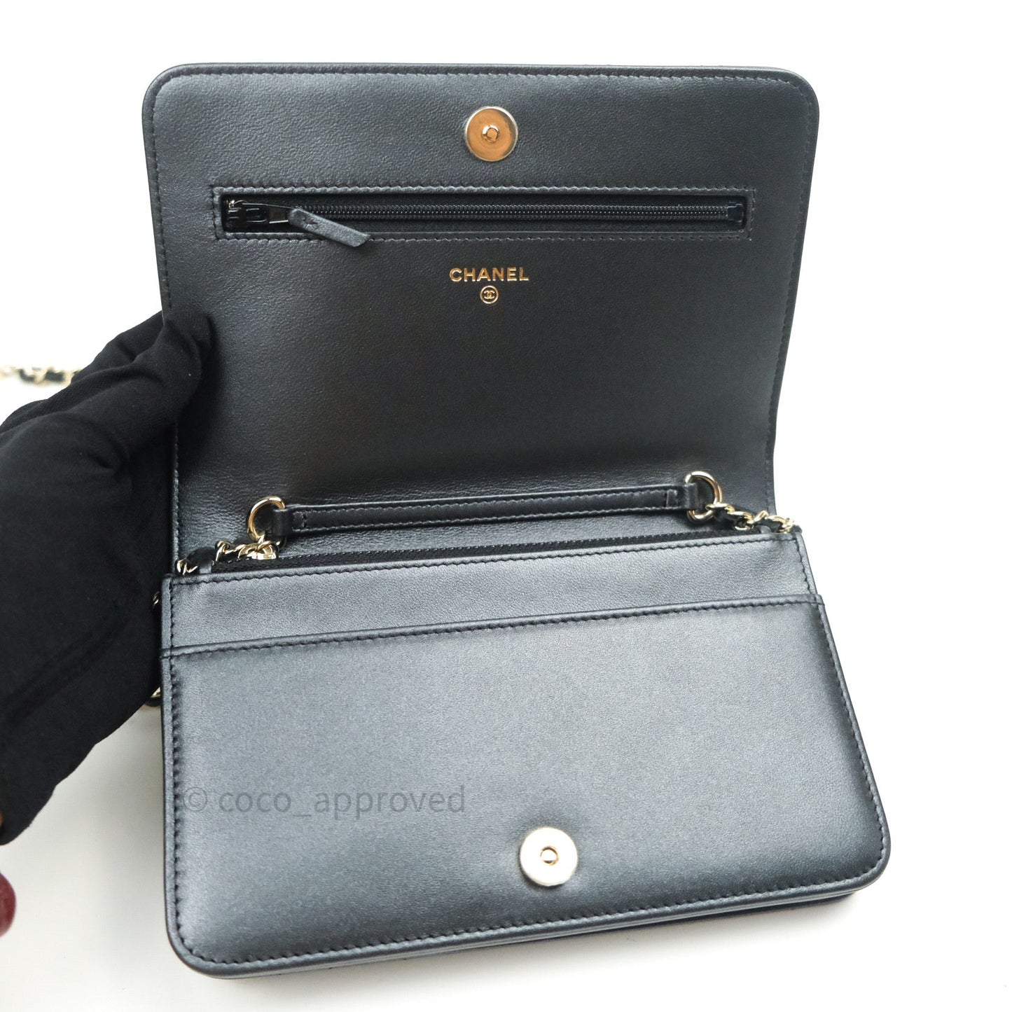 Chanel Quilted Black Iridescent Lambskin Pearl Wallet On Chain WOC