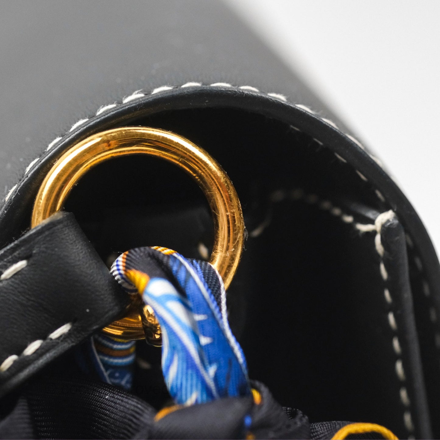 Hermès Roulis 23 Noir 89 Sombrero Gold Hardware