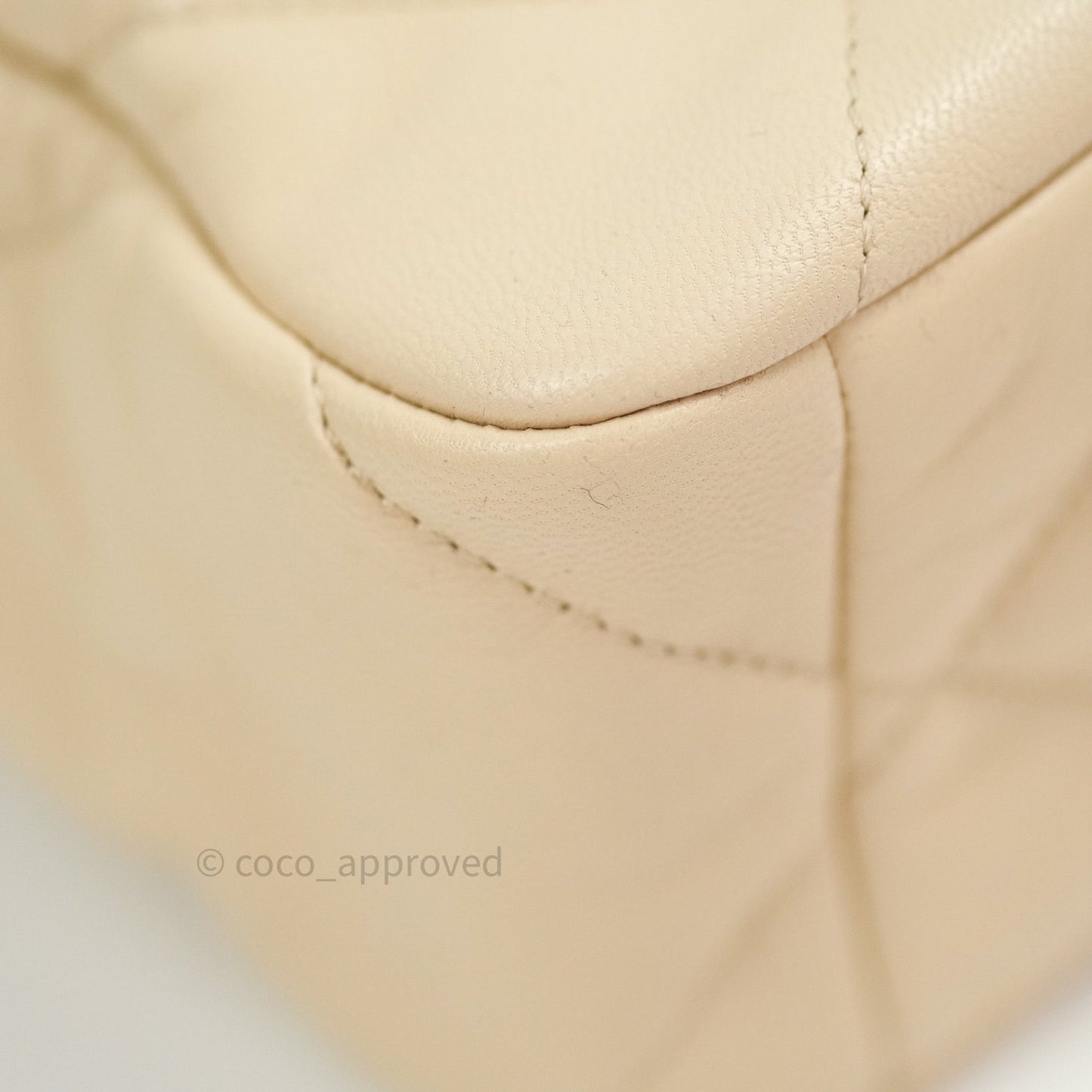 Chanel 19 Medium Beige Lambskin Mixed Hardware