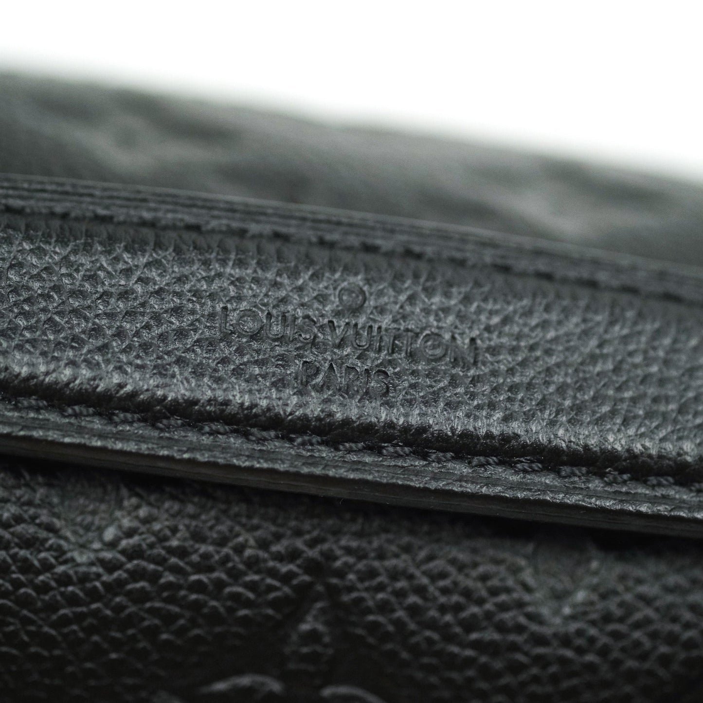 Louis Vuitton Empreinte Pochette Metis Black