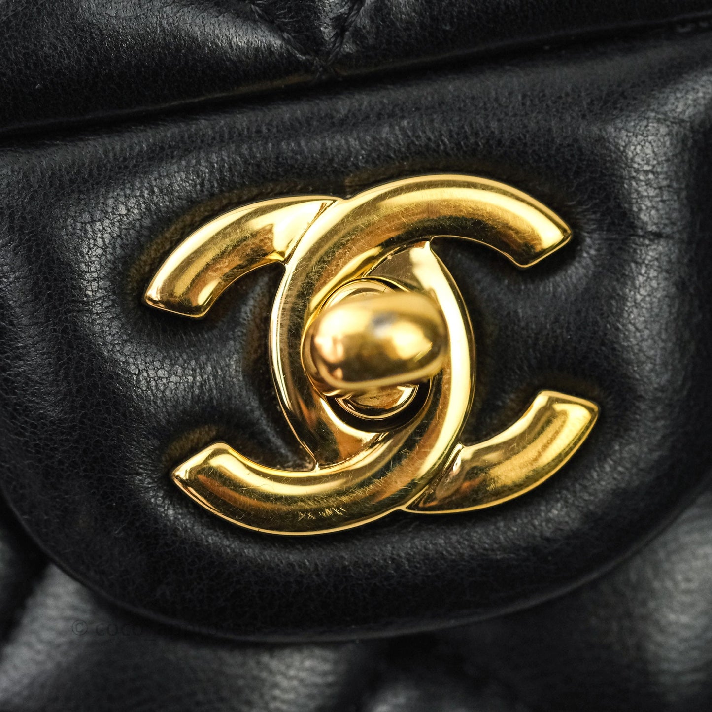 Chanel Classic M/L Medium Double Flap Bag Black Lambskin Gold Hardware